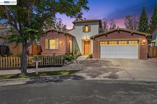 1135 Blue Spur Cir, Danville, CA 94506