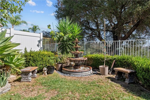 18 Calotte, Lake Forest, CA 92610
