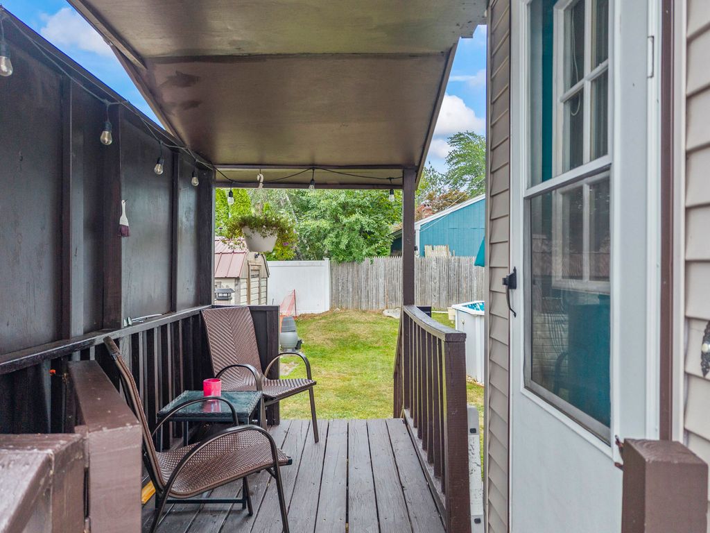8 Debbie Avenue, Biddeford, ME 04005 — photo 3