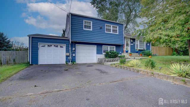 187 Old Stage Road, Spotswood, NJ 08884