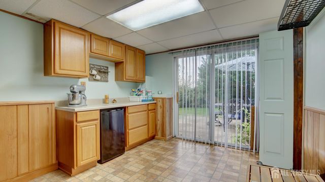 187 Old Stage Road, Spotswood, NJ 08884