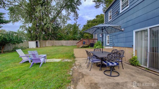 187 Old Stage Road, Spotswood, NJ 08884