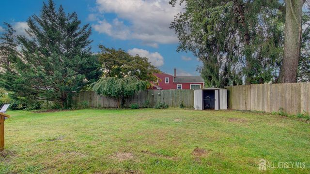 187 Old Stage Road, Spotswood, NJ 08884