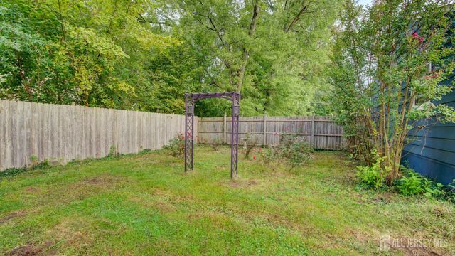 187 Old Stage Road, Spotswood, NJ 08884