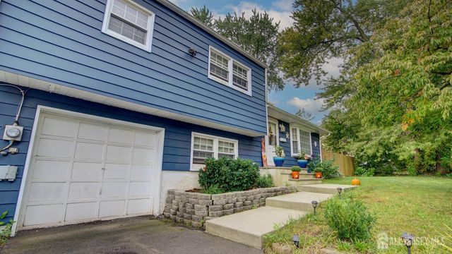 187 Old Stage Road, Spotswood, NJ 08884
