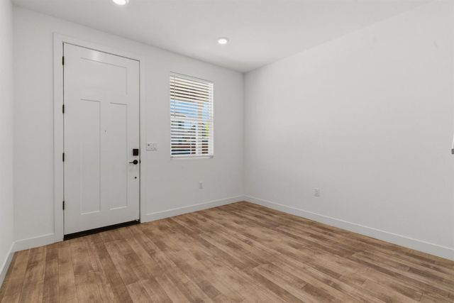 457 Avendale Dr, Manteca, CA 95337