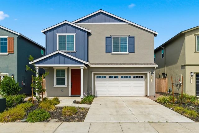 457 Avendale Dr, Manteca, CA 95337