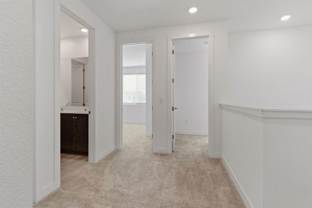 457 Avendale Dr, Manteca, CA 95337