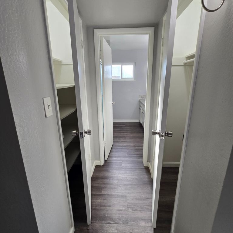 Image 11 of property listing at 3138 W Norwich Avenue, Fresno, CA 93722
