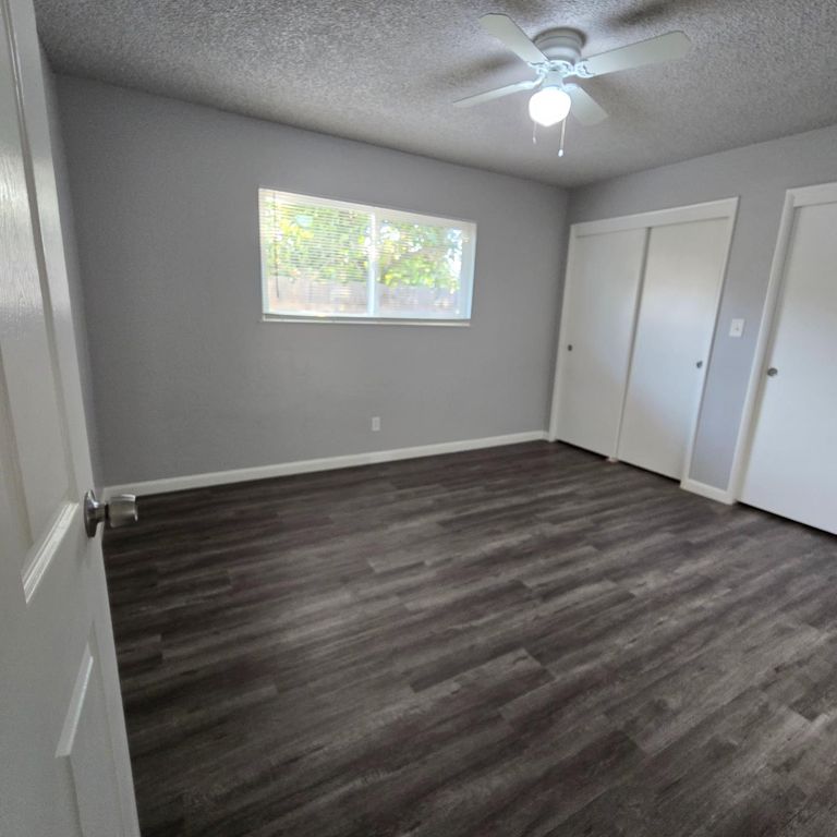 Image 14 of property listing at 3138 W Norwich Avenue, Fresno, CA 93722