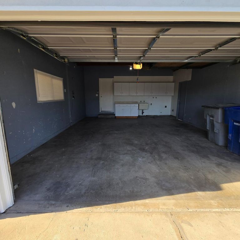 Image 21 of property listing at 3138 W Norwich Avenue, Fresno, CA 93722