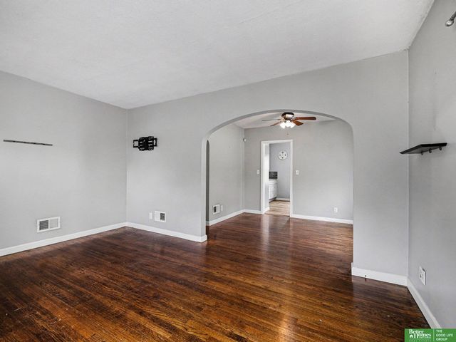 1804 N 48 Avenue, Omaha, NE 68104
