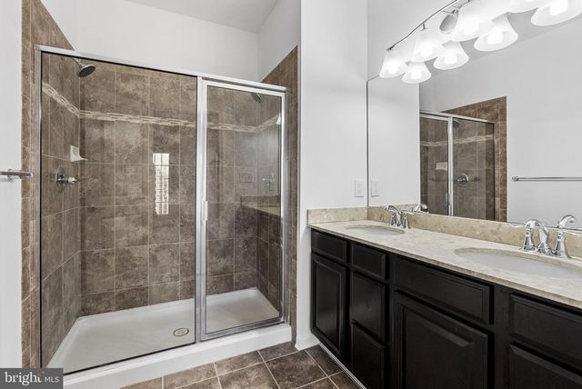 40 EAGLE LN, Glen Mills, PA 19342