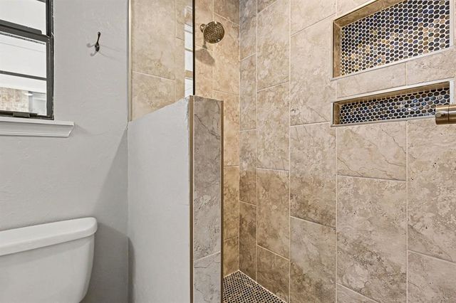 1409 Wilcox Lane, Yukon, OK 73099