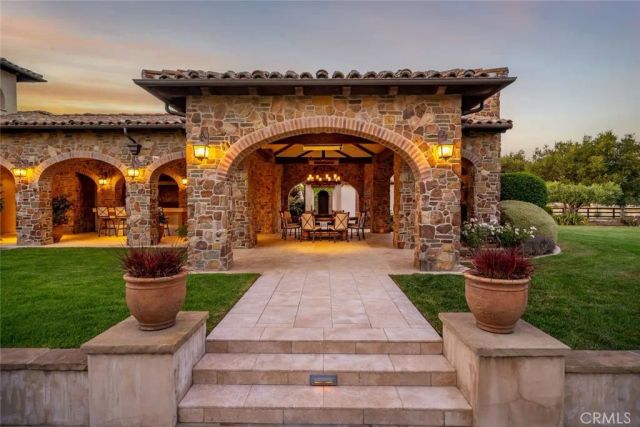 6520 Mira Cielo, San Luis Obispo, CA 93401