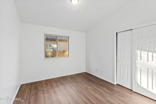 8806 E Mountain Spring Drive, Tucson, AZ 85747