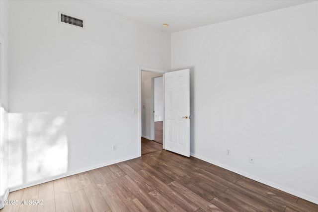 8806 E Mountain Spring Drive, Tucson, AZ 85747