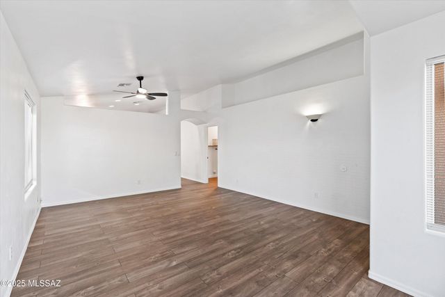 8806 E Mountain Spring Drive, Tucson, AZ 85747