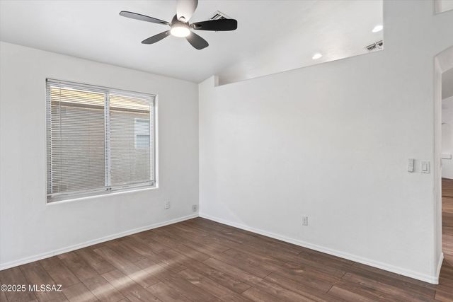 8806 E Mountain Spring Drive, Tucson, AZ 85747