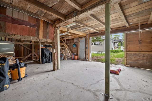 1871 East Lake Road, Spafford, NY 13152