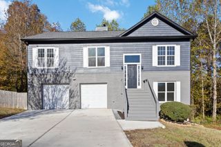 2490 Riverwood Spring, Ellenwood, GA 30294