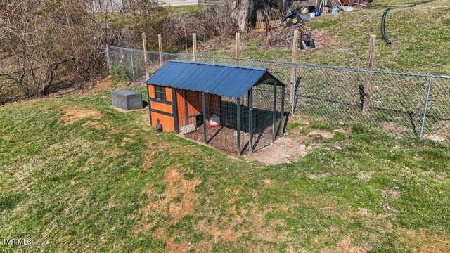 226 Brandonwood Drive, Johnson City, TN 37604