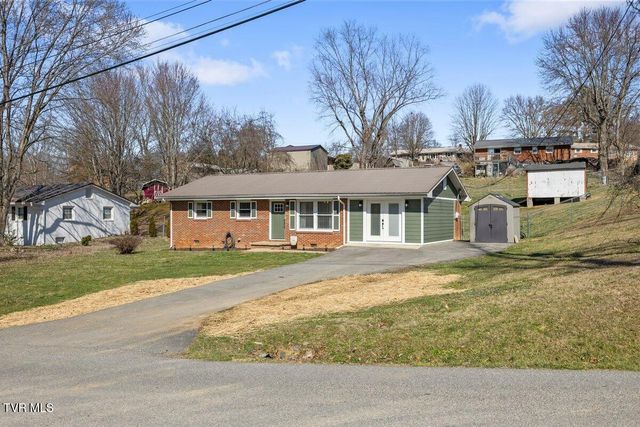 226 Brandonwood Drive, Johnson City, TN 37604