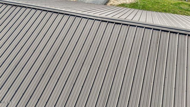 226 Brandonwood Drive, Johnson City, TN 37604