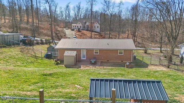 226 Brandonwood Drive, Johnson City, TN 37604