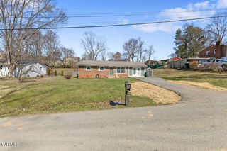 226 Brandonwood Drive, Johnson City, TN 37604