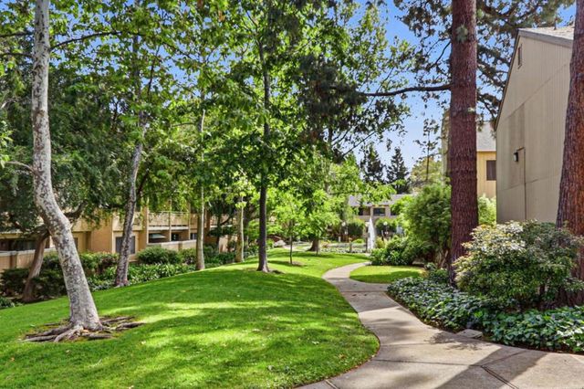 3007 Kaiser Drive F, Santa Clara, CA 95051