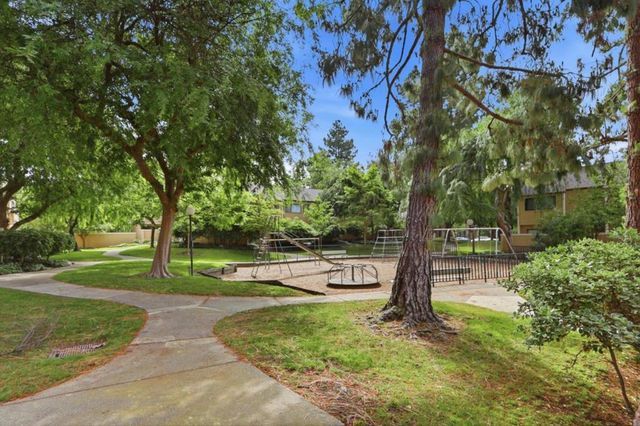 3007 Kaiser Drive F, Santa Clara, CA 95051