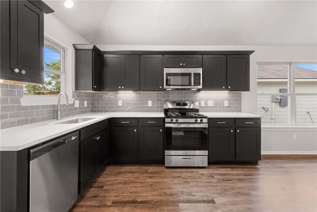 2869 Messenger Way, Bryan, TX 77803
