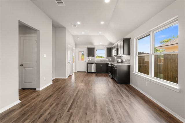 2869 Messenger Way, Bryan, TX 77803
