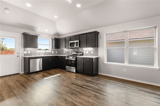 2869 Messenger Way, Bryan, TX 77803