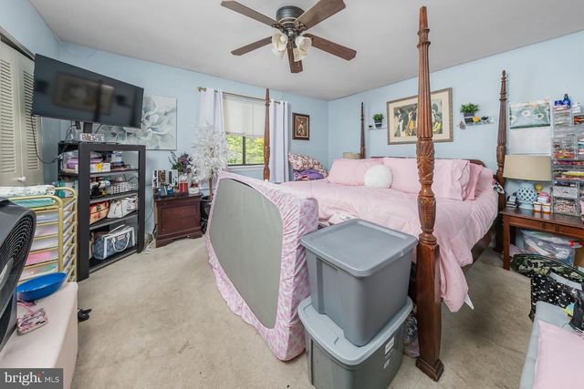 3 MISSION LN, Sicklerville, NJ 08081