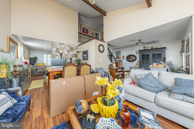 3 MISSION LN, Sicklerville, NJ 08081