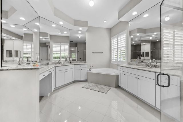 108 Casa Circle, Jupiter, FL 33458