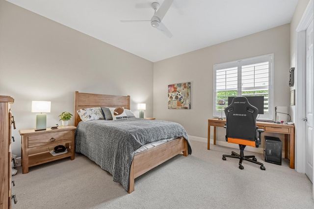 108 Casa Circle, Jupiter, FL 33458