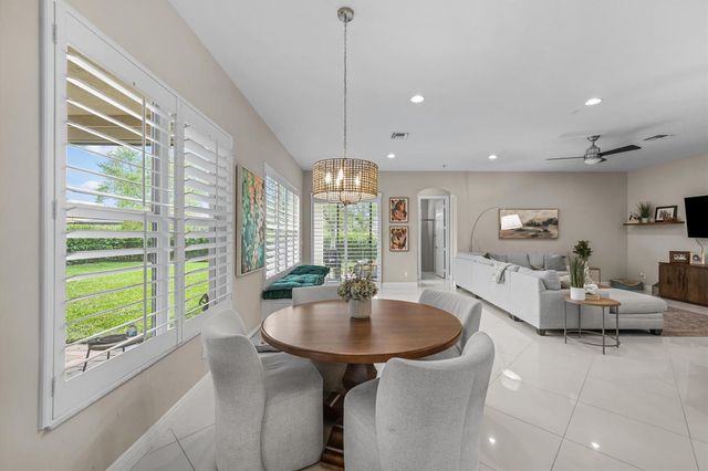 108 Casa Circle, Jupiter, FL 33458