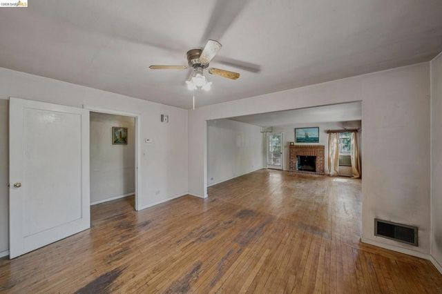 1830 3RD Ave, Walnut Creek, CA 94597