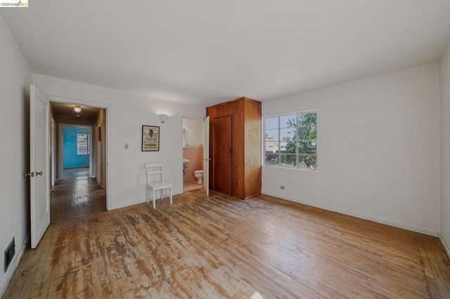 1830 3RD Ave, Walnut Creek, CA 94597
