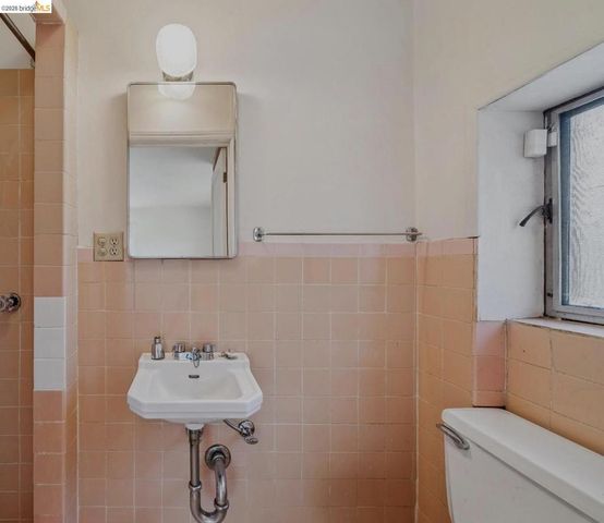 1830 3RD Ave, Walnut Creek, CA 94597