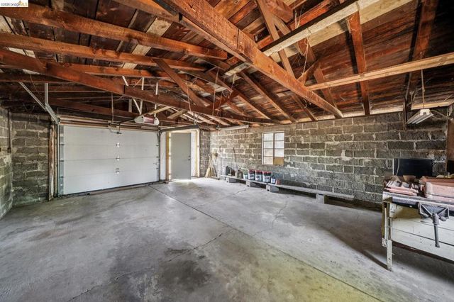 1830 3RD Ave, Walnut Creek, CA 94597