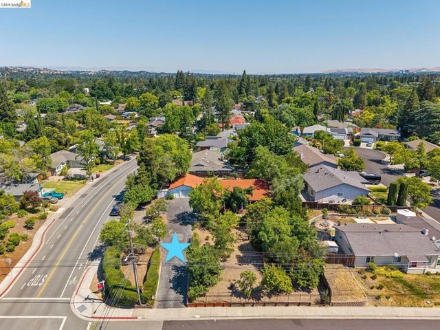 1830 3RD Ave, Walnut Creek, CA 94597