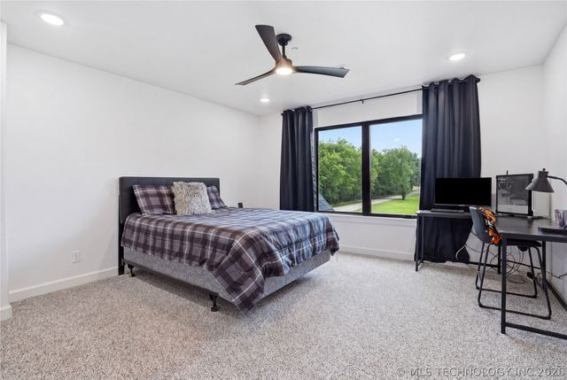 9701 N Memorial Drive, Owasso, OK 74055