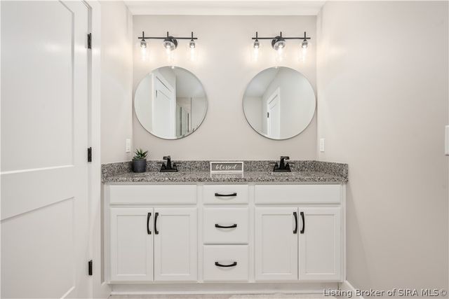 8723 Brookhollow Court, Charlestown, IN 47111
