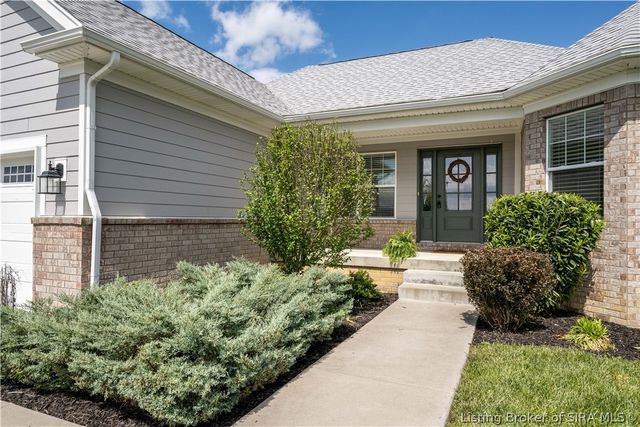 8723 Brookhollow Court, Charlestown, IN 47111