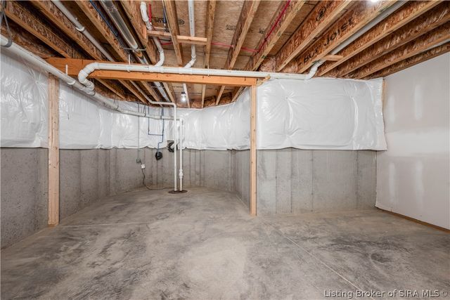 8723 Brookhollow Court, Charlestown, IN 47111