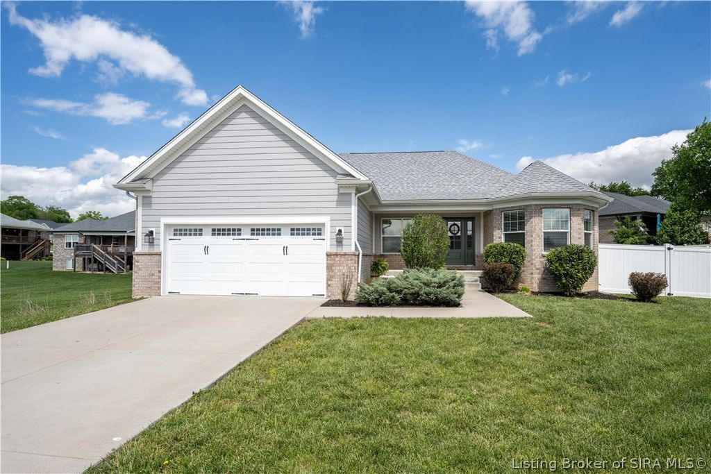 8723 Brookhollow Court, Charlestown, IN 47111